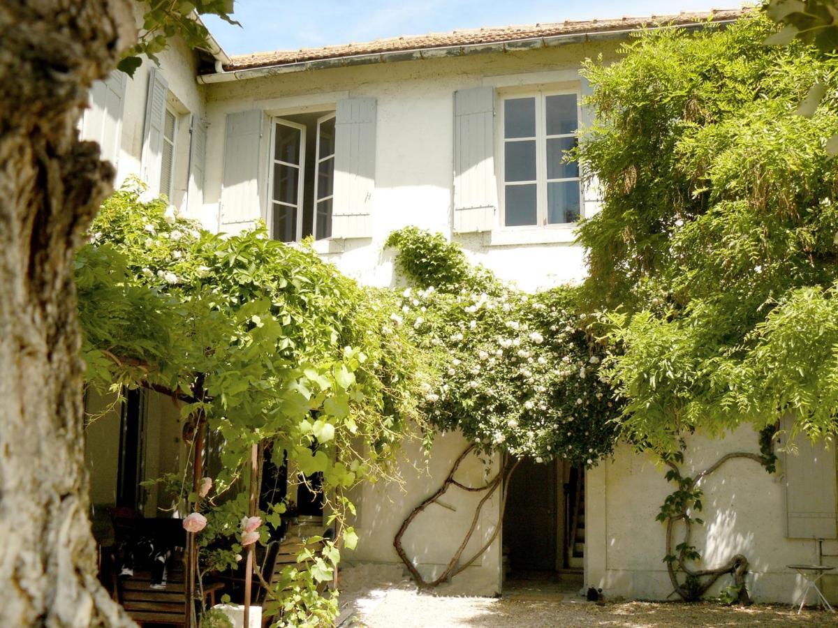 Maison Piloni LʼIsle-sur-la-Sorgue Buitenkant foto